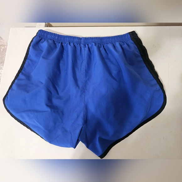 Nike Dri-Fit Women’s Sz S Blue & White Brief Lined Athletic Shorts - Picture 5 of 8
